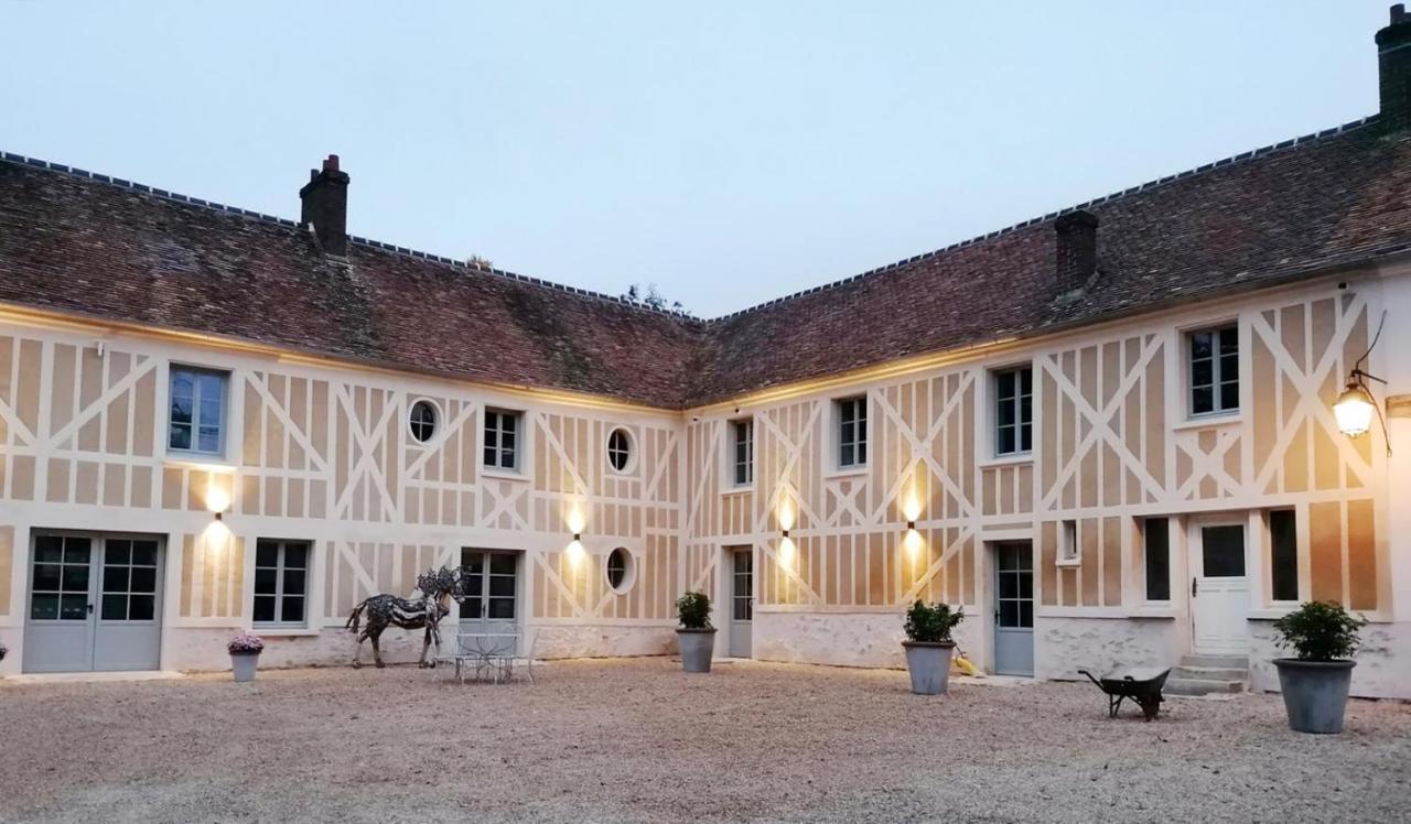 Bed and Breakfast Domaine Du Plessis Le Plessis-Luzarches Exteriér fotografie